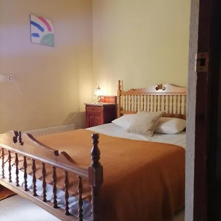 ホステル Els Castellans Hostel House